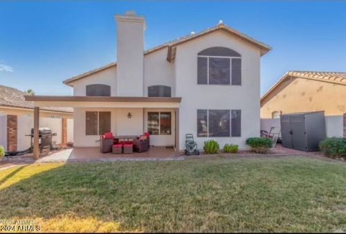 6916 Tina Ln, Glendale AZ  85310-5247 exterior