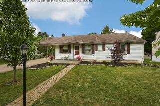 122 Harris Ave, Boalsburg, PA 16827-1130