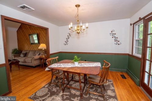 173 Marmic Dr, Southampton PA 18966-1724 exterior