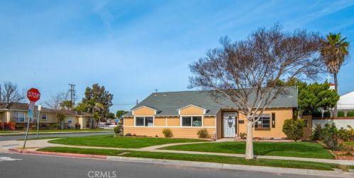 1901 Marshall Pl, Long Beach, CA 90807-3744