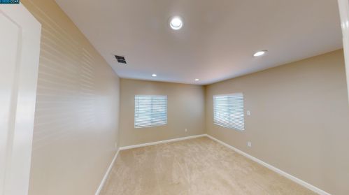 1242 Metten Ave, West Pittsburg CA  94565-6226 exterior