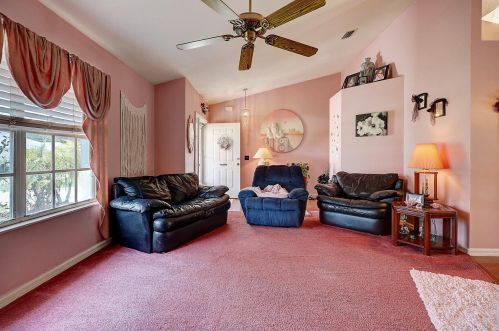 4220 61 Ave, Vero Beach FL 32968-9258 exterior