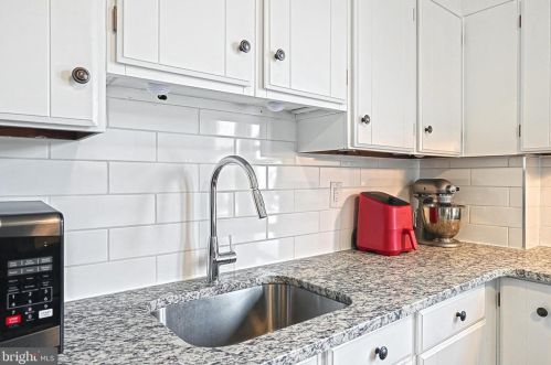 792 Delta Rd, Red Lion PA  17356-9167 exterior