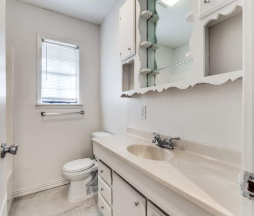 3727 Biddison St, Fort Worth TX  76109-2706 exterior