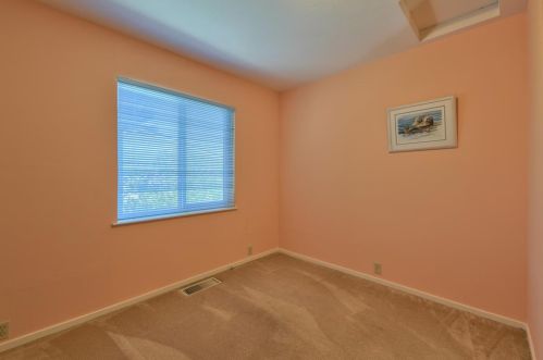 1237 Flores St, Seaside CA  93955-5516 exterior