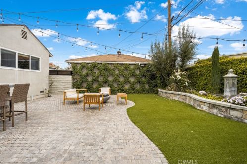 1932 Montair Ave, Long Beach CA  90815-3011 exterior