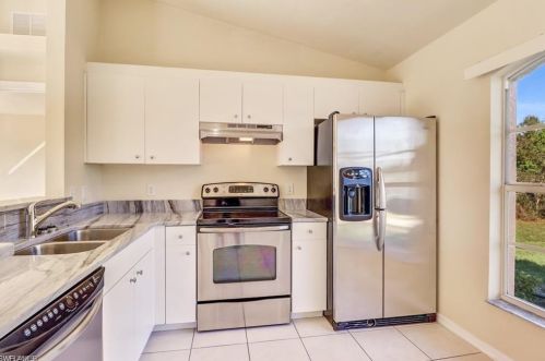 2630 70th Ave, Naples, FL 34120-6456