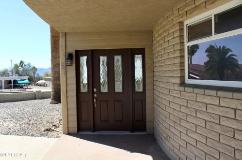 3377 Jamaica Blvd, Lake Havasu City, AZ 86406-6203