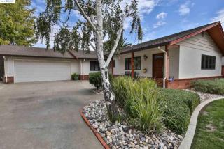 350 Polk Way, Livermore, CA 94550-3442
