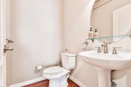 2487 Thistle Rd, Macungie PA  18062-8488 exterior