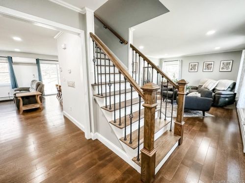 49 Bunny Rd, Norwich CT  06365-8705 exterior