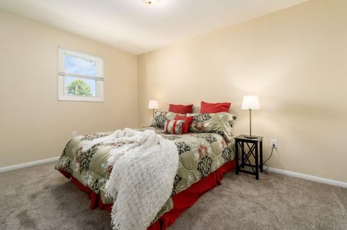 246 Jacqueline Dr, London OH  43140-1181 exterior