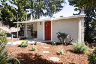 43 Abbott Dr, Oakland, CA 94611-2031
