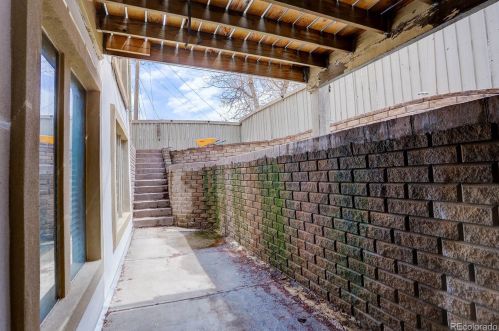 852 Krameria St, Denver CO 80220-4651 exterior