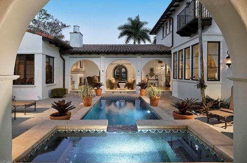 1457 Anhinga Pt, Naples, FL 34105-2790