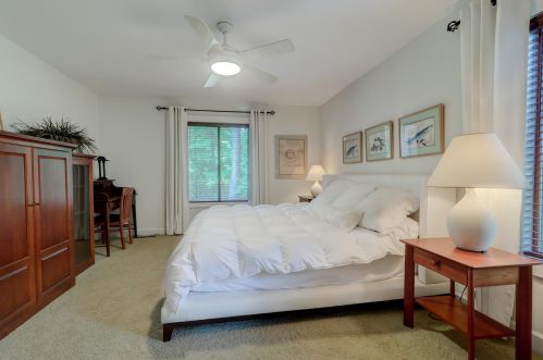 691 Serotina Ct, Mount Pleasant SC 29464-5171 exterior