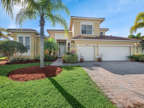 11955 Aventino Dr, Fort Pierce, FL 34987-2310
