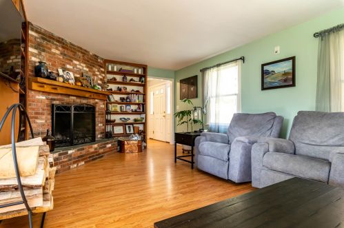648 Quincy Rd, Ellsworth NH  03266-3520 exterior
