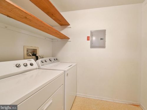 501 Poplar Ct, Lansdale PA  19446-4974 exterior