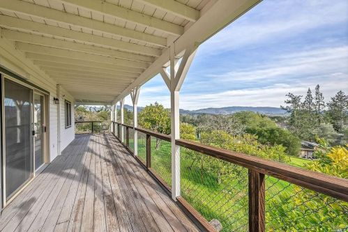 2151 Schultz Rd, Santa Rosa CA  95452-9073 exterior