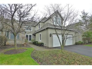 54 Haskell Dr, Cleveland, OH 44108-1173