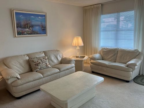 18 Somerset A, West Palm Beach, FL 33417-2103