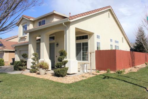 5400 Prospectors Pkwy, Riverbank, CA 95367-9452