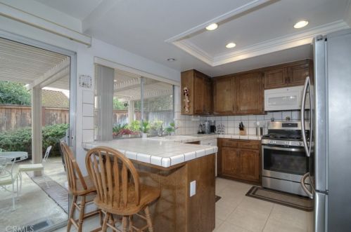 330 Pennsylvania Way, Placentia CA  92870-5030 exterior