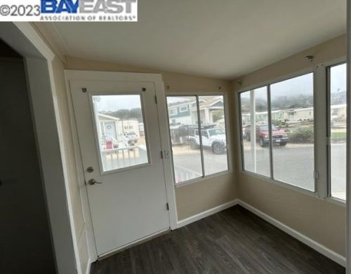 321 3rd Ave, Pacifica CA  94044-2204 exterior