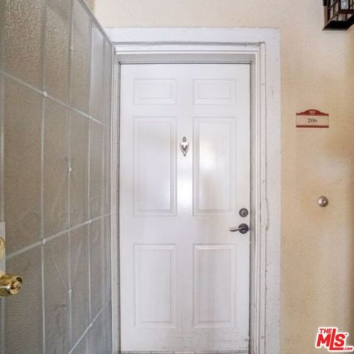 120 Moore Ave, Monterey Park, CA 91754-1528