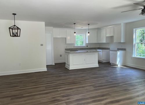 1290 Kennon Rd, Mineral VA  23117-3932 exterior