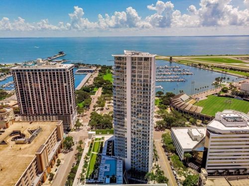 175 1st St, Saint Petersburg, FL 33701-4528