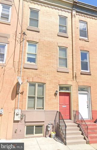 1949 31st St, Philadelphia, PA 19121-1703