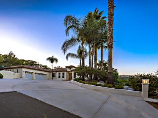 3307 Vista Norte, Escondido, CA 92025-7545