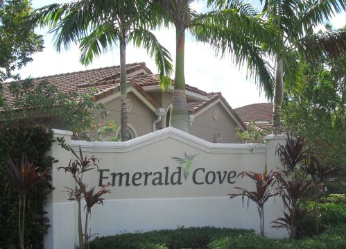 750 Palm Tree Ln, West Palm Beach, FL 33415