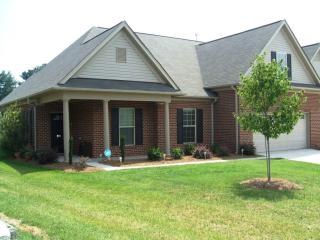 539 Trilliumplace Dr, Kernersville, NC 27284-9057