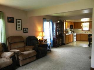 1436 Indiana Ave, Louisville, KY 40213-1802