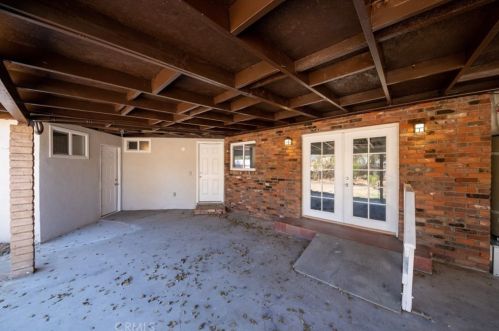 157 Sycamore Ave, Rialto CA  92376-5945 exterior