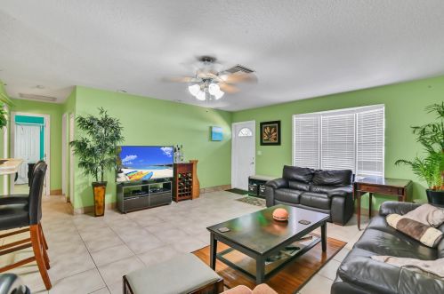 1834 Len Dr, West Palm Beach, FL 33408-2824