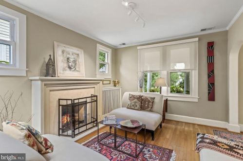 4600 Asbury Pl, Washington DC 20016-4326 exterior