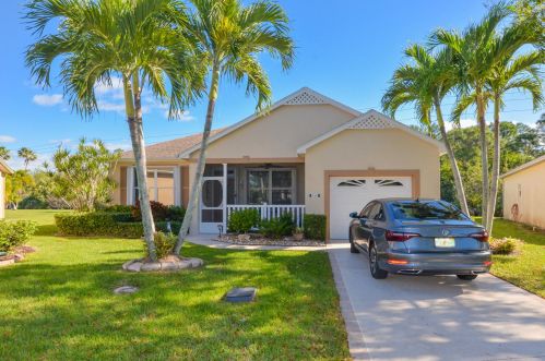 545 Portofino Ln, Fort Pierce, FL 34986-1711