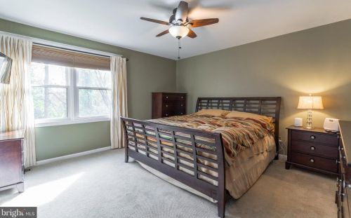 296 Stone Rdg Dr, Norristown PA  19403-5222 exterior