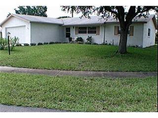 903 Canal Cir, Sebastian, FL 32958-5305