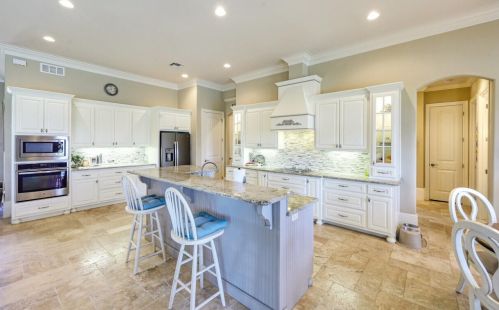 267 Fiji Ct, Marco Island, FL 34145-5009