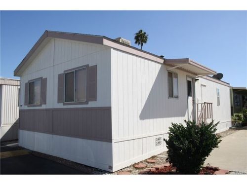 16949 Western Ave, Gardena CA  90247-5230 exterior