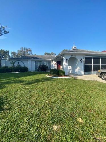 4441 Dior Rd, Brooksville, FL 34609-1909