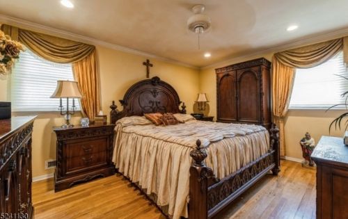 30 Cypress Ave, Verona NJ  07044-1910 exterior