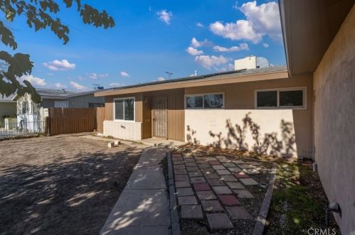 16172 Chula Vista St, Victorville, CA 92395-3609