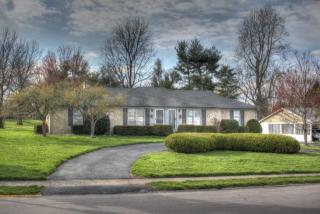 2127 Georgian Way, Lexington, KY 40504-3018