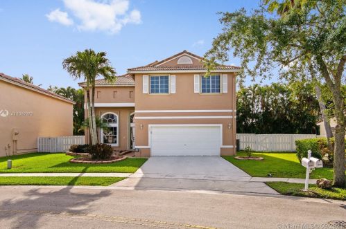 321 192nd Ter, Hollywood, FL 33029-5468